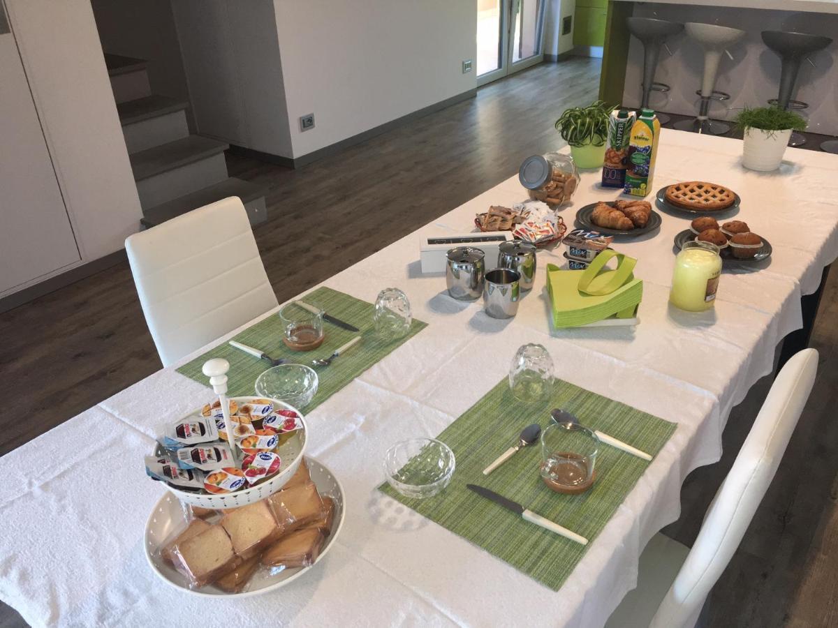 B&B Arcobaleno Longone al Segrino Екстериор снимка