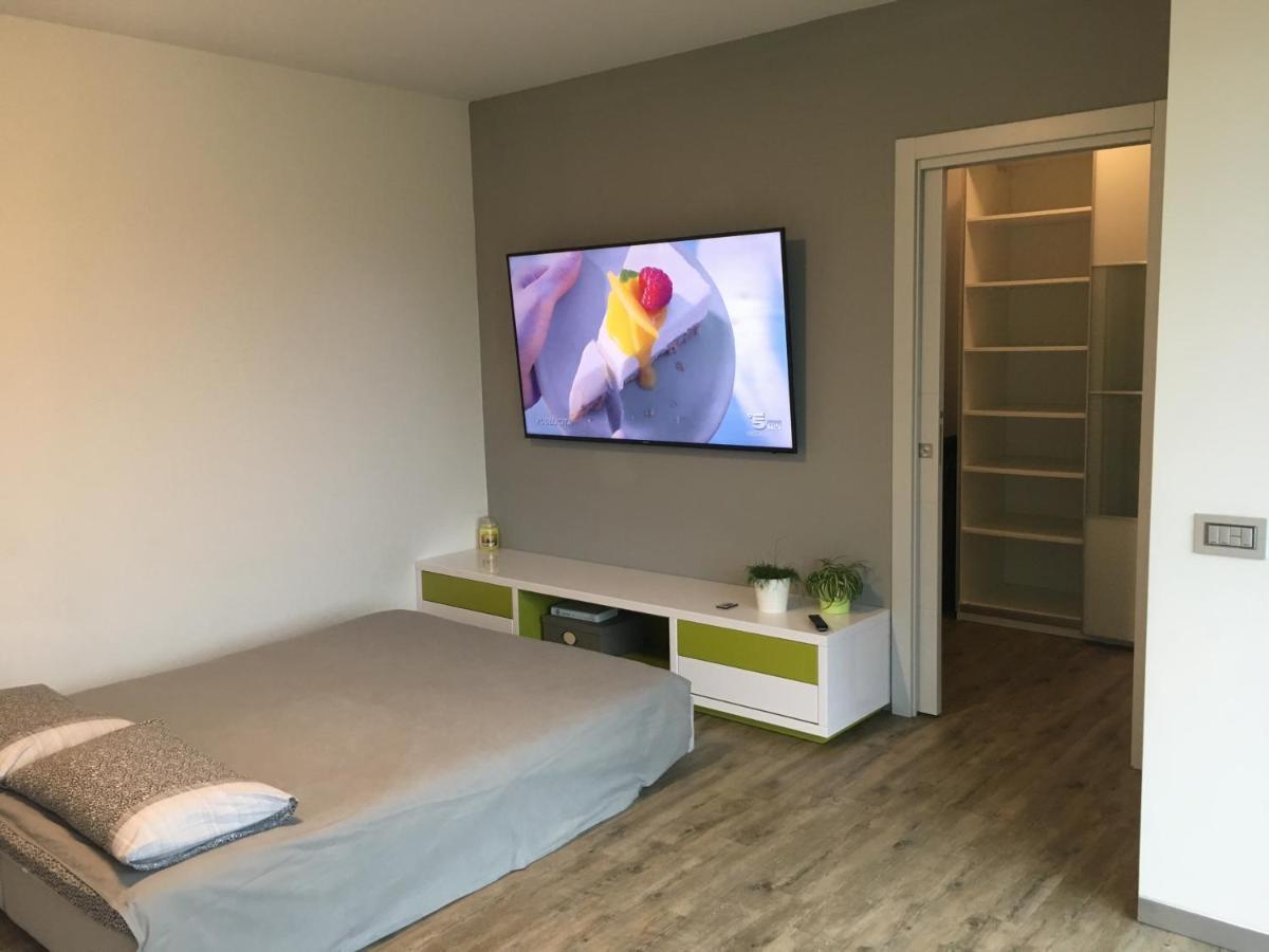 B&B Arcobaleno Longone al Segrino Екстериор снимка